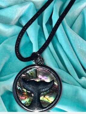 Black Whale Tail Abalone Shell Pendant Necklace